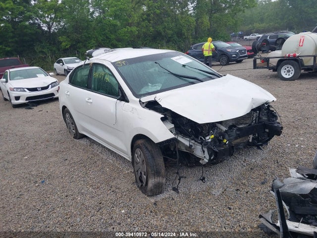 KIA RIO S 2019 3KPA24AB6KE158407 Image 1