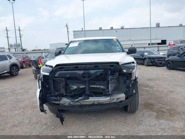 5TFLA5DB3NX001516 Toyota Tundra Sr5