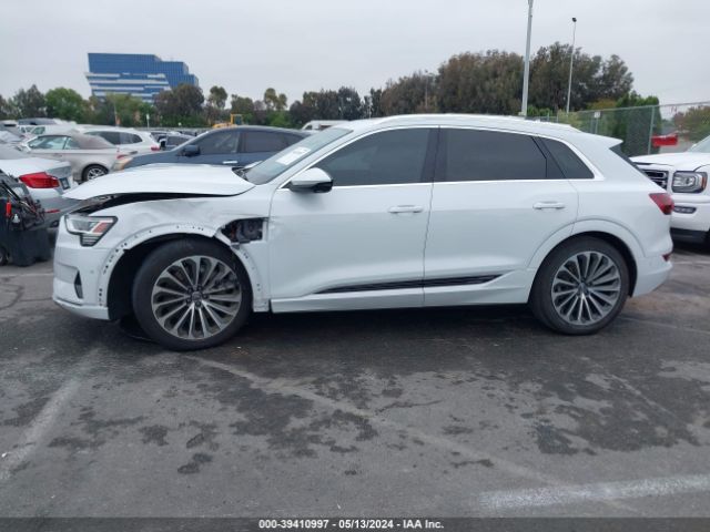 WA1VAAGE0KB006909 Audi E-tron Premium Plus