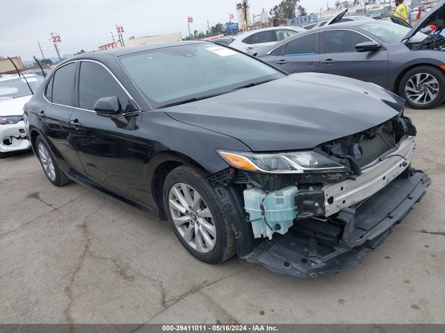 Toyota CAMRY LE 2019 4T1B11HK0KU709259 главное изображение