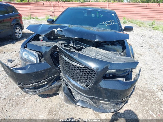 2C3CCAGG1KH662282 Chrysler 300 300s Awd