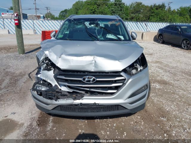 KM8J3CA49JU757144 Hyundai TUCSON SEL