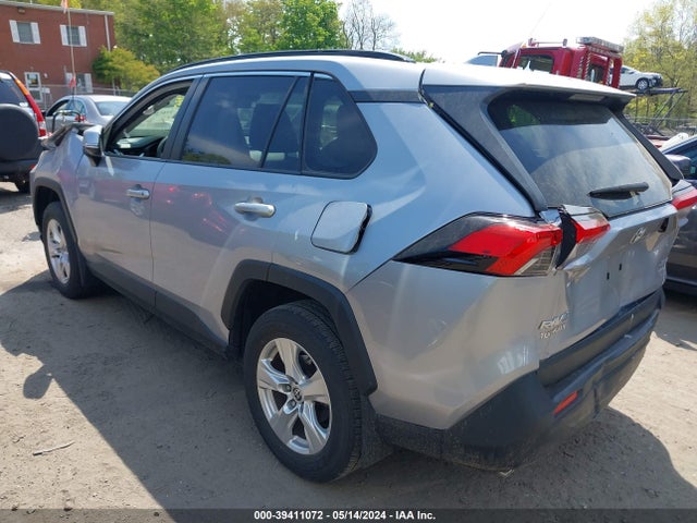 Toyota Rav4 Xle 2020 JTMP1RFV8LD057028 Image 3
