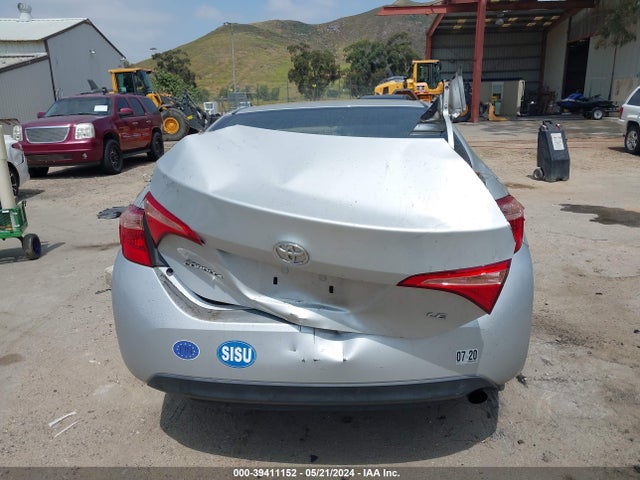 Toyota COROLLA LE 2018 5YFBURHE5JP835696 Image 15