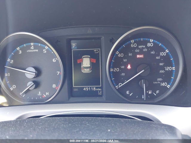 Toyota RAV4 LE 2017 JTMBFREV4HJ150201 Image 7