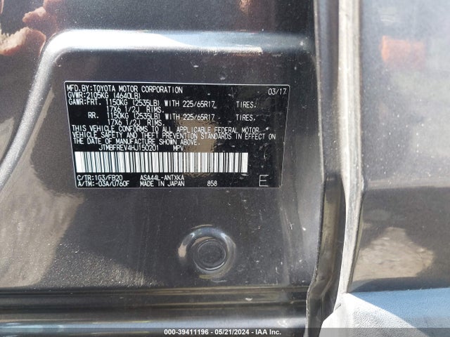 Toyota RAV4 LE 2017 JTMBFREV4HJ150201 Image 9