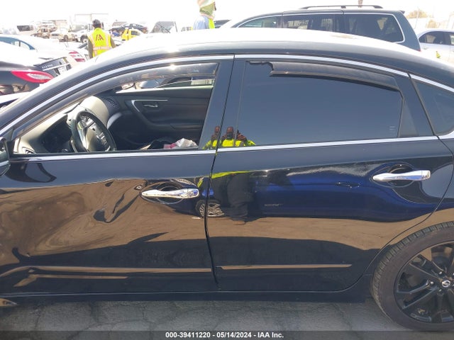 Nissan Altima 2.5 Sr 2017 1N4AL3AP1HC177598 Image 14