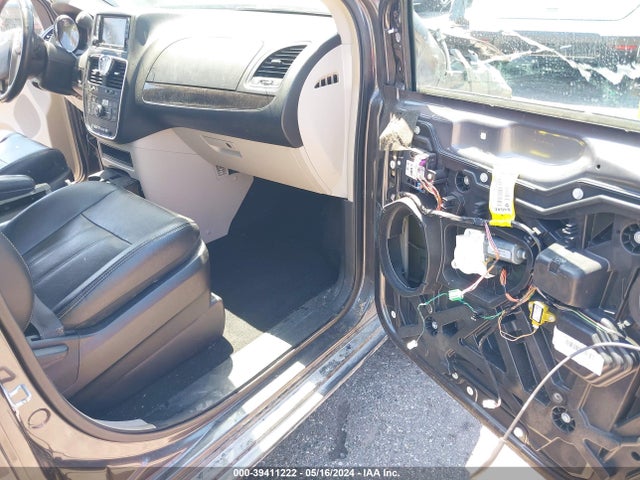2C4RC1BG4GR208431 Chrysler Town & Country Touring
