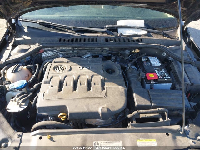 3VWLA7AJ0FM285280 Volkswagen Jetta 2.0l Tdi Se