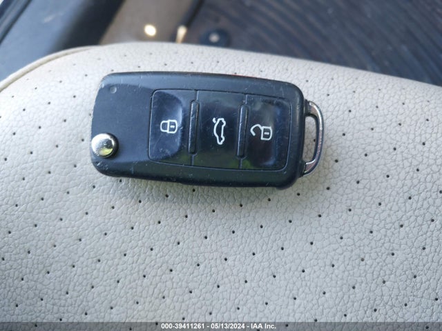 3VWLA7AJ0FM285280 Volkswagen Jetta 2.0l Tdi Se