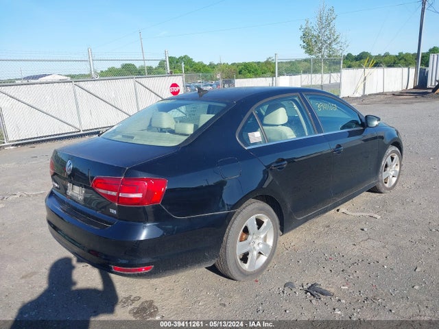 3VWLA7AJ0FM285280 Volkswagen Jetta 2.0l Tdi Se