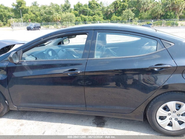 Hyundai ELANTRA SE 2016 5NPDH4AE2GH772671 Image 15