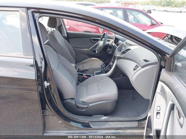 Hyundai ELANTRA SE 2016 5NPDH4AE2GH772671 Image 5