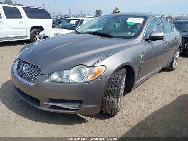 2011 JAGUAR XF SAJWA0GB9BLR82158 Photo 1