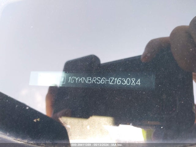 1GYKNBRS6HZ163084 Cadillac XT5 LUXURY