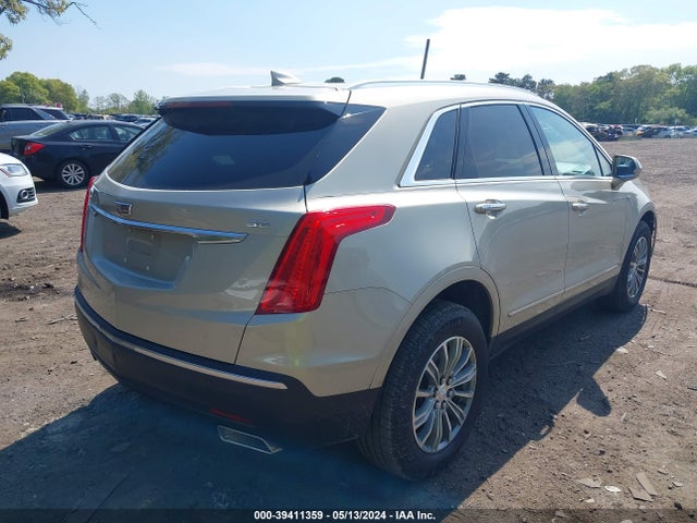 1GYKNBRS6HZ163084 Cadillac XT5 LUXURY