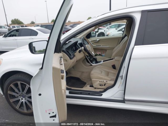 YV440MDKXF2738015 Volvo Xc60 T5 Premier