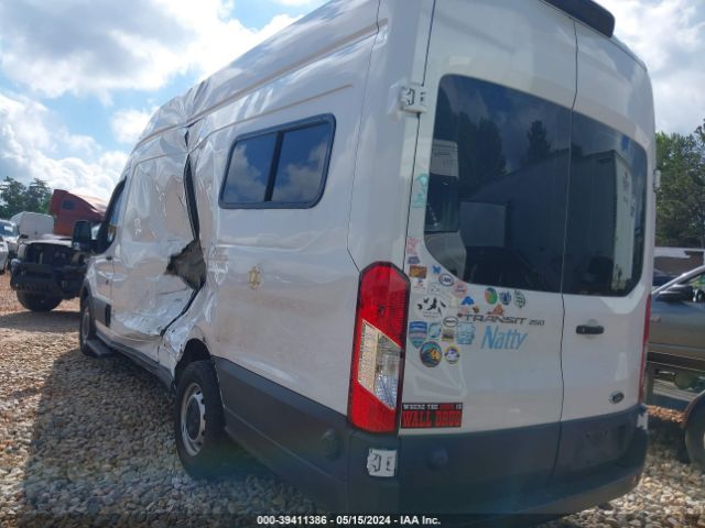 1FTBR3X88LKB49504 Ford Transit-250 Cargo Van