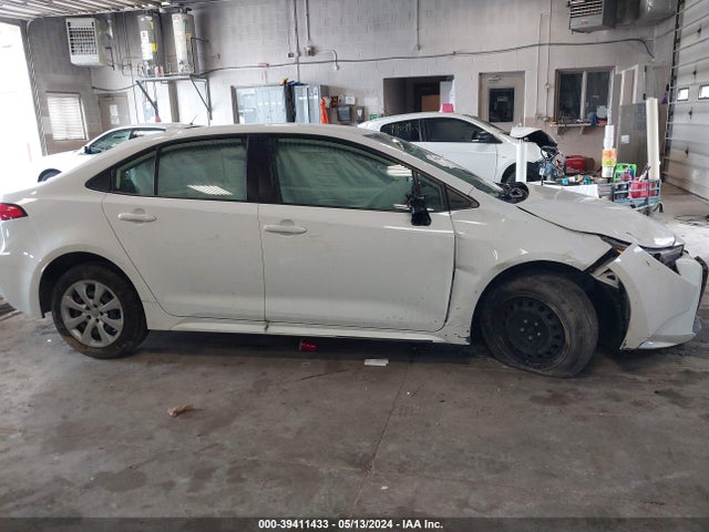 Toyota COROLLA LE 2020 JTDEPRAE6LJ096019 Image 13