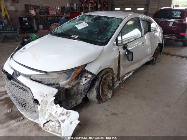 Toyota COROLLA LE 2020 JTDEPRAE6LJ096019 Image 2