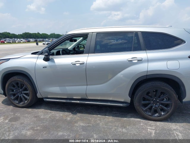 Toyota Highlander Xle 2023 5TDKDRAH0PS013215 Image 14