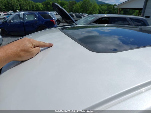 Buick Lacrosse Leather 2015 1G4GC5G39FF139581 Image 18