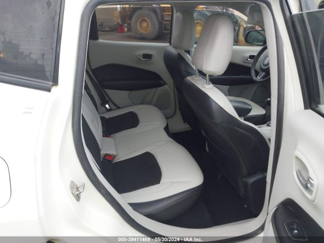 3C4NJCBB0JT486980 Jeep Compass Latitude Fwd