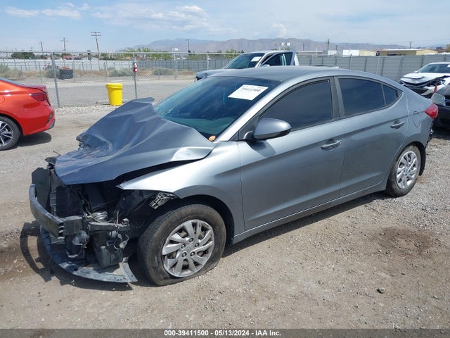 Hyundai ELANTRA SE 2018 KMHD74LF2JU449920 Image 2