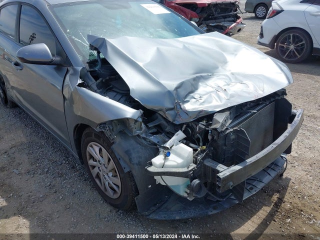 Hyundai ELANTRA SE 2018 KMHD74LF2JU449920 Image 6