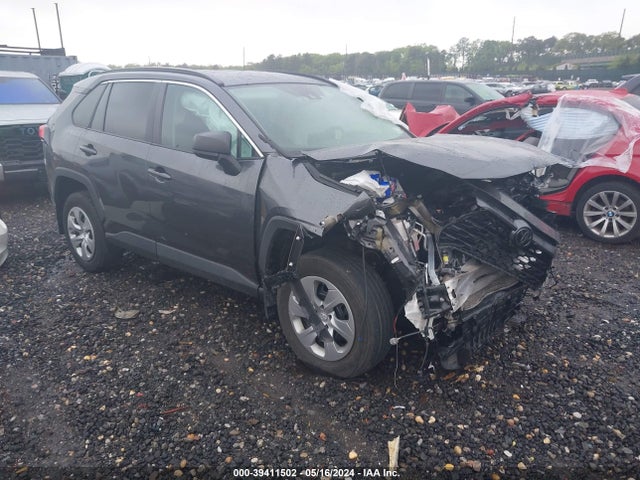 Toyota RAV4 LE 2019 2T3F1RFV2KC057718 main image