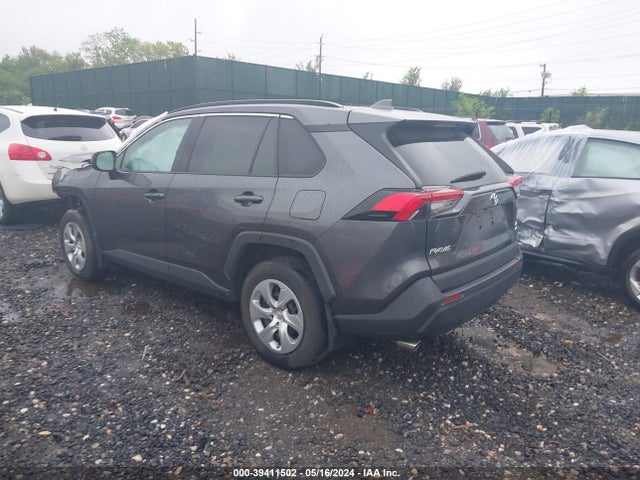 Toyota RAV4 LE 2019 2T3F1RFV2KC057718 Image 3