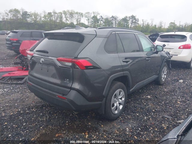 Toyota RAV4 LE 2019 2T3F1RFV2KC057718 Image 4