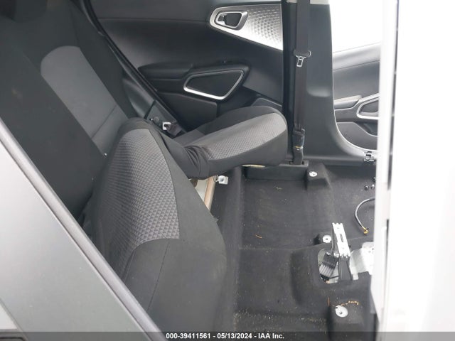 KIA SOUL LX 2021 KNDJ23AU8M7739387 Image 8