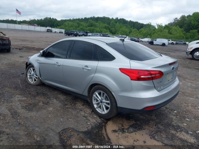 1FADP3F26JL308044 Ford FOCUS SE