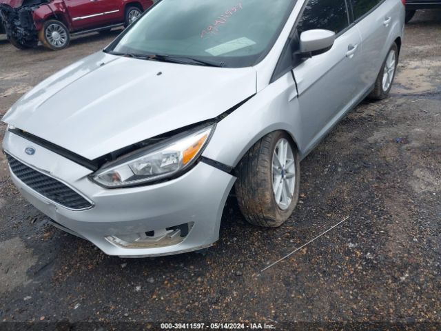 1FADP3F26JL308044 Ford FOCUS SE