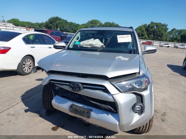Toyota 4RUNNER SR5 2021 JTEEU5JR4M5237227 Image 13
