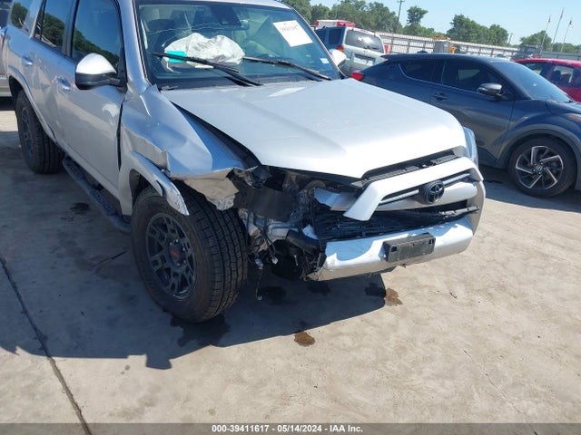 Toyota 4RUNNER SR5 2021 JTEEU5JR4M5237227 Image 6