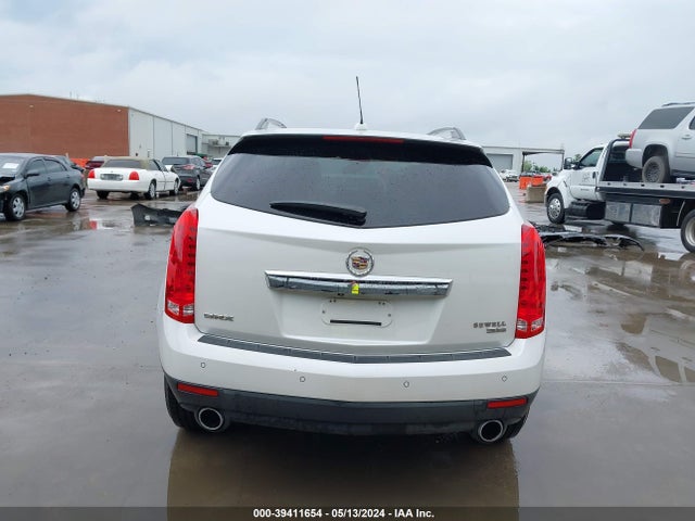 3GYFNBE36FS599136 Cadillac Srx Luxury Collection