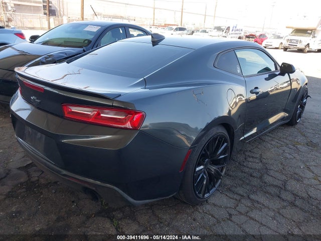 Chevrolet Camaro 1lt 2018 1G1FB1RS7J0139695 Image 4