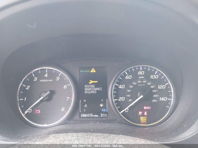 JA4AD2A36JZ051233 Mitsubishi Outlander Es