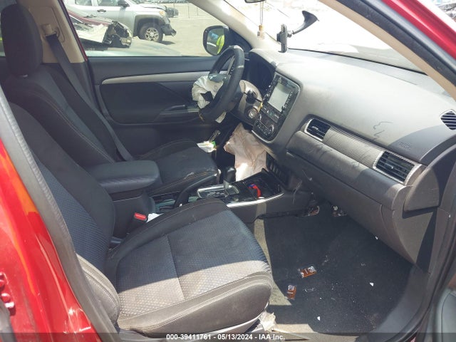 JA4AD2A36JZ051233 Mitsubishi Outlander Es