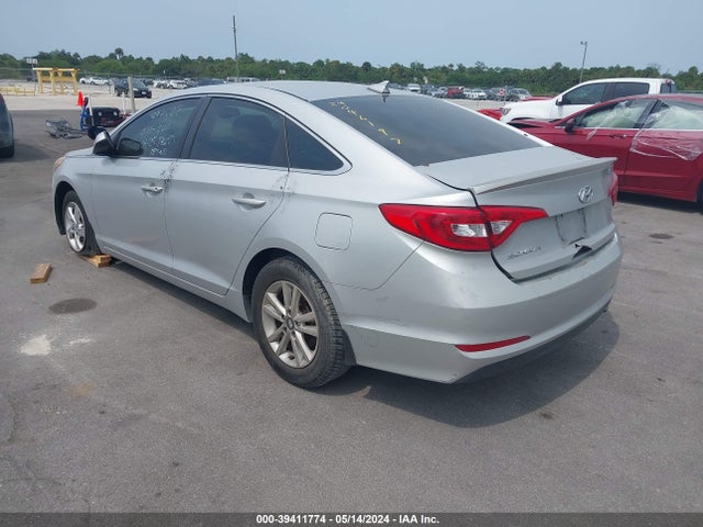 Hyundai SONATA SE 2015 5NPE24AF5FH164947 Image 3