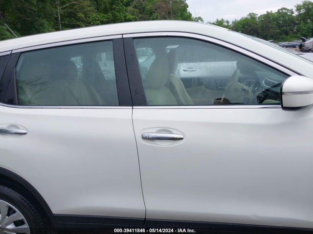 Nissan ROGUE S 2015 5N1AT2MV8FC852533 Image 13