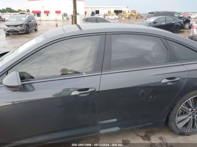 WAUE3BF26NN014817 Audi A6 Premium Plus 45 Tfsi Quattro S Tronic