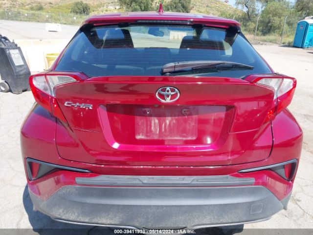 NMTKHMBX1JR032844 Toyota C-hr Xle Premium