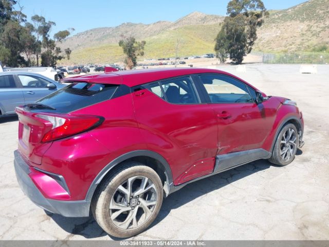 NMTKHMBX1JR032844 Toyota C-hr Xle Premium