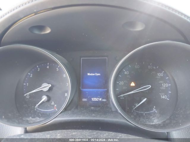 NMTKHMBX1JR032844 Toyota C-hr Xle Premium