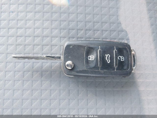 3VW2B7AJ5HM229864 Volkswagen Jetta 1.4t S