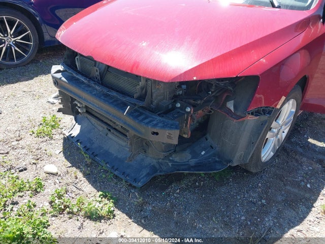 3VW2B7AJ5HM229864 Volkswagen Jetta 1.4t S
