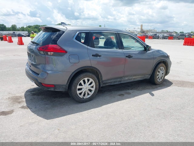 Nissan ROGUE S 2017 KNMAT2MT2HP569382 Image 4